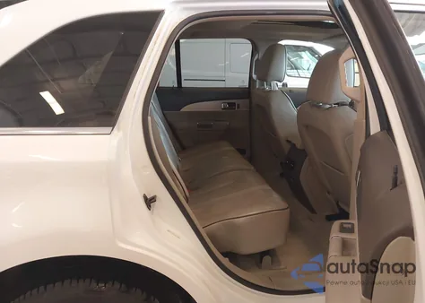 2011 Lincoln Mkx z USA, uszkodzony, nr VIN 2LMDJ6JK9BBJ31530